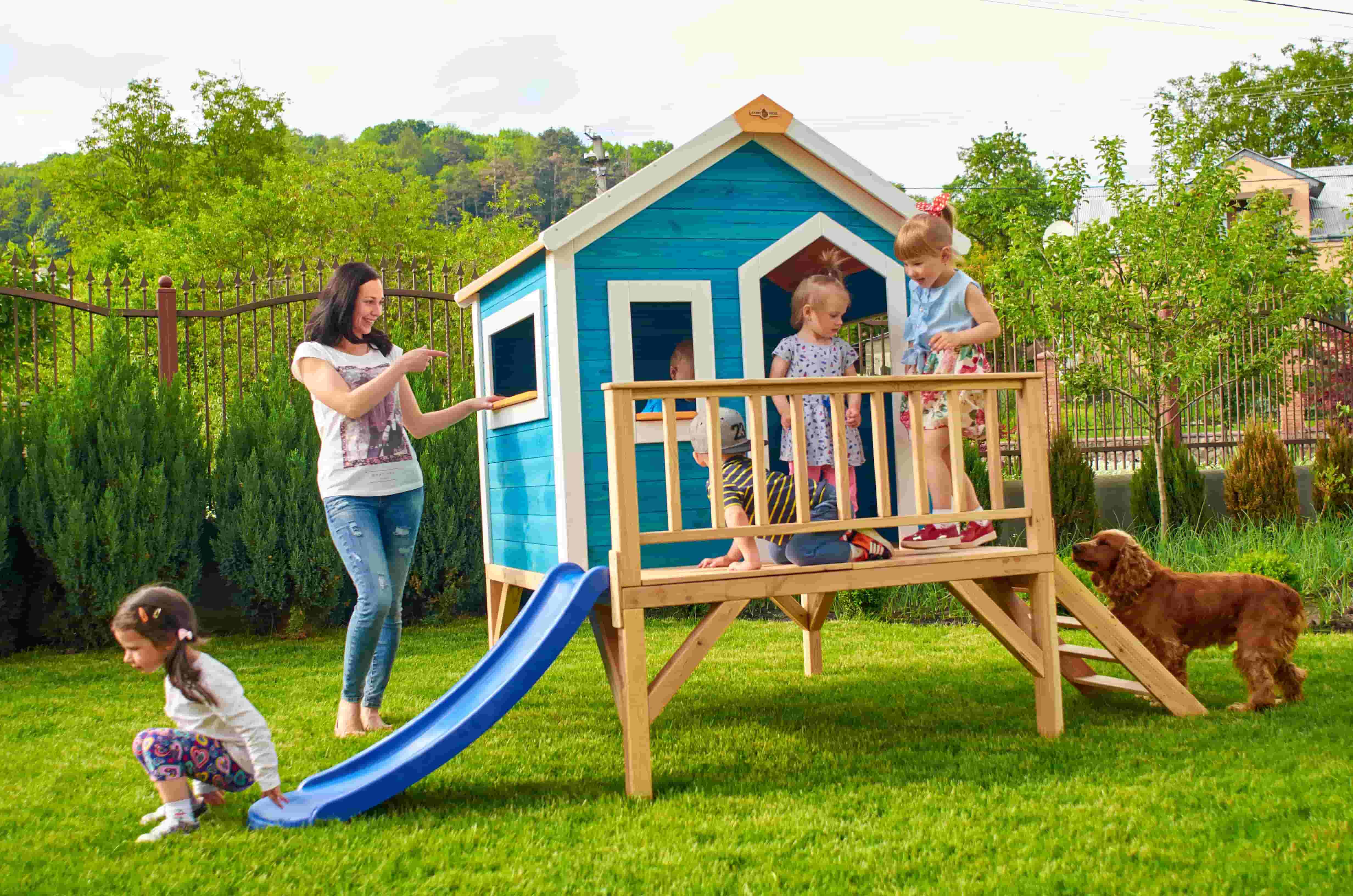как построить детский домик для дачи